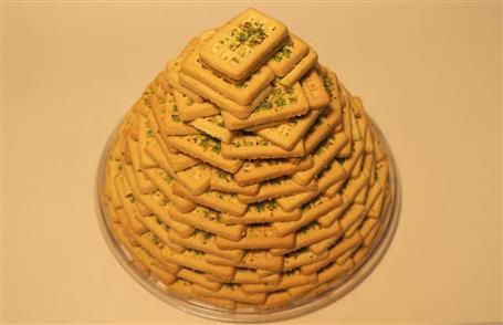 نان پسته ايي  - ظرف طلقی